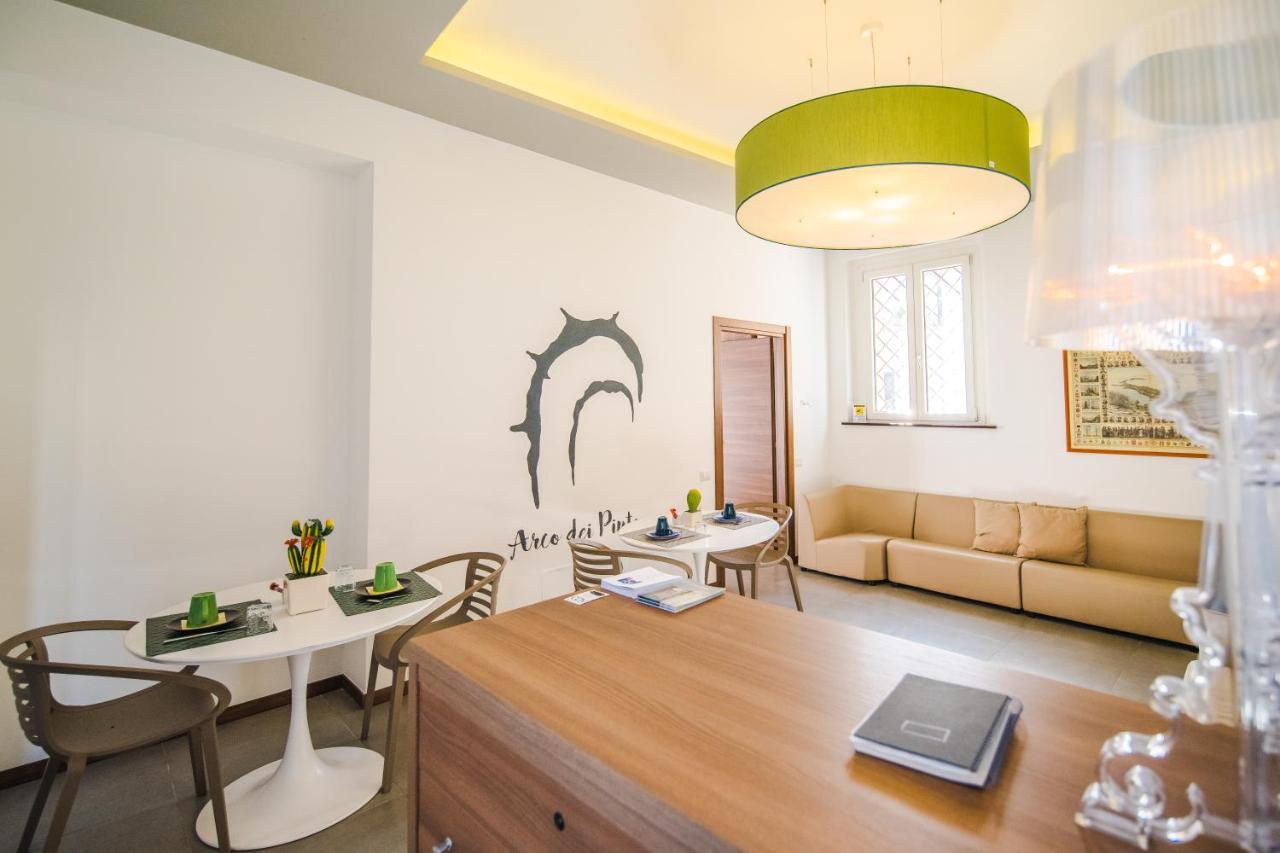Arco Dei Pinto Bed and Breakfast Salerno Buitenkant foto